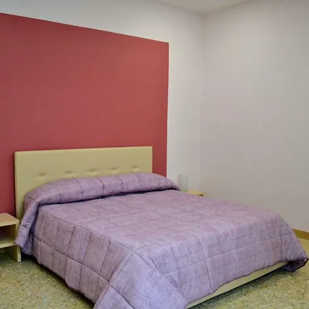 Le Sirene Πανσιόν 4*